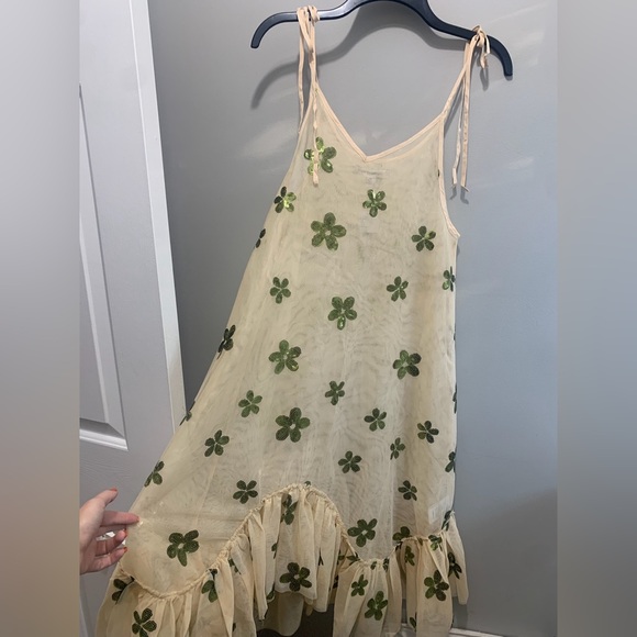 Urban Outfitters Everly Cream Green Sequin Flower Applique Sheer Mesh Midi Dress - Picture 4 of 9